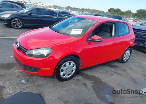 2011 Volkswagen Golf 2.5L 2-Door z USA, uszkodzony, nr VIN WVWAA7AJ6BW256404